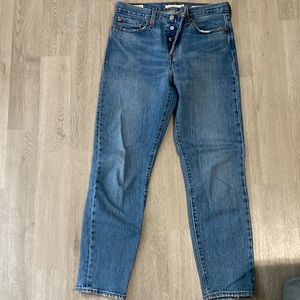 Levis wedgie jeans